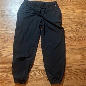 Vuori Men's Black Joggers
